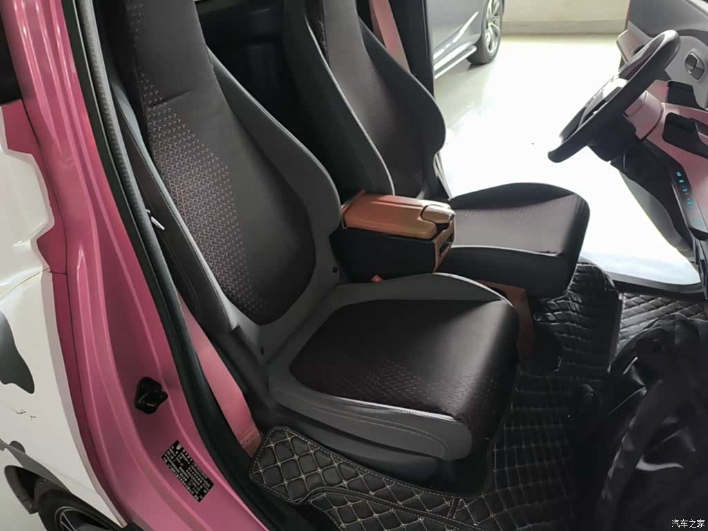 Wuling E200, 2022 17