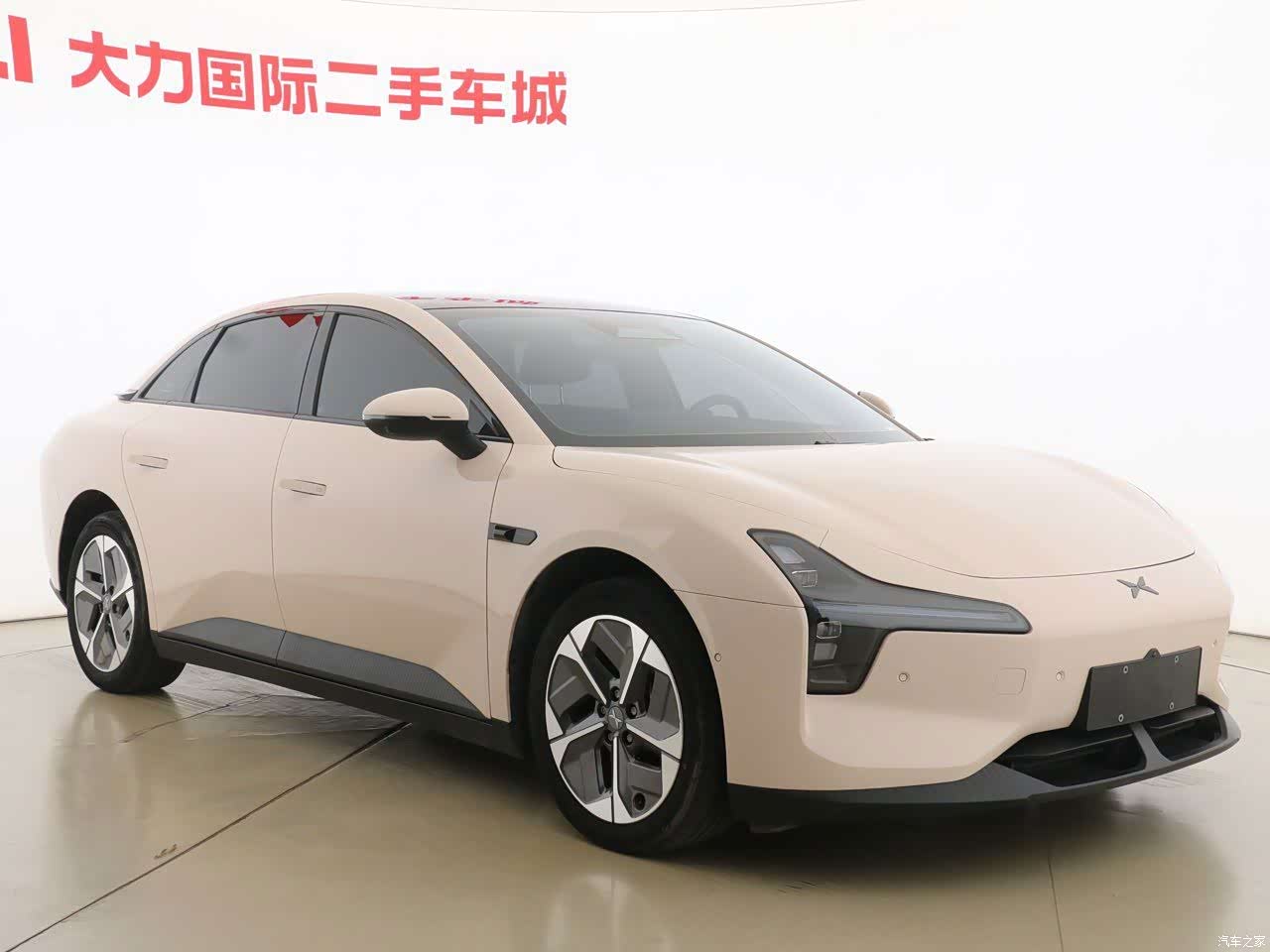 Xpeng Mona M03, 2025 4