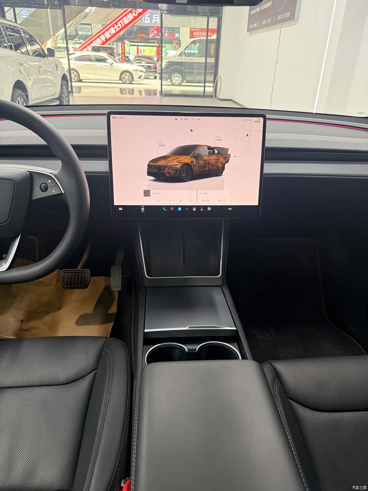 Tesla Model Y, 2025 9