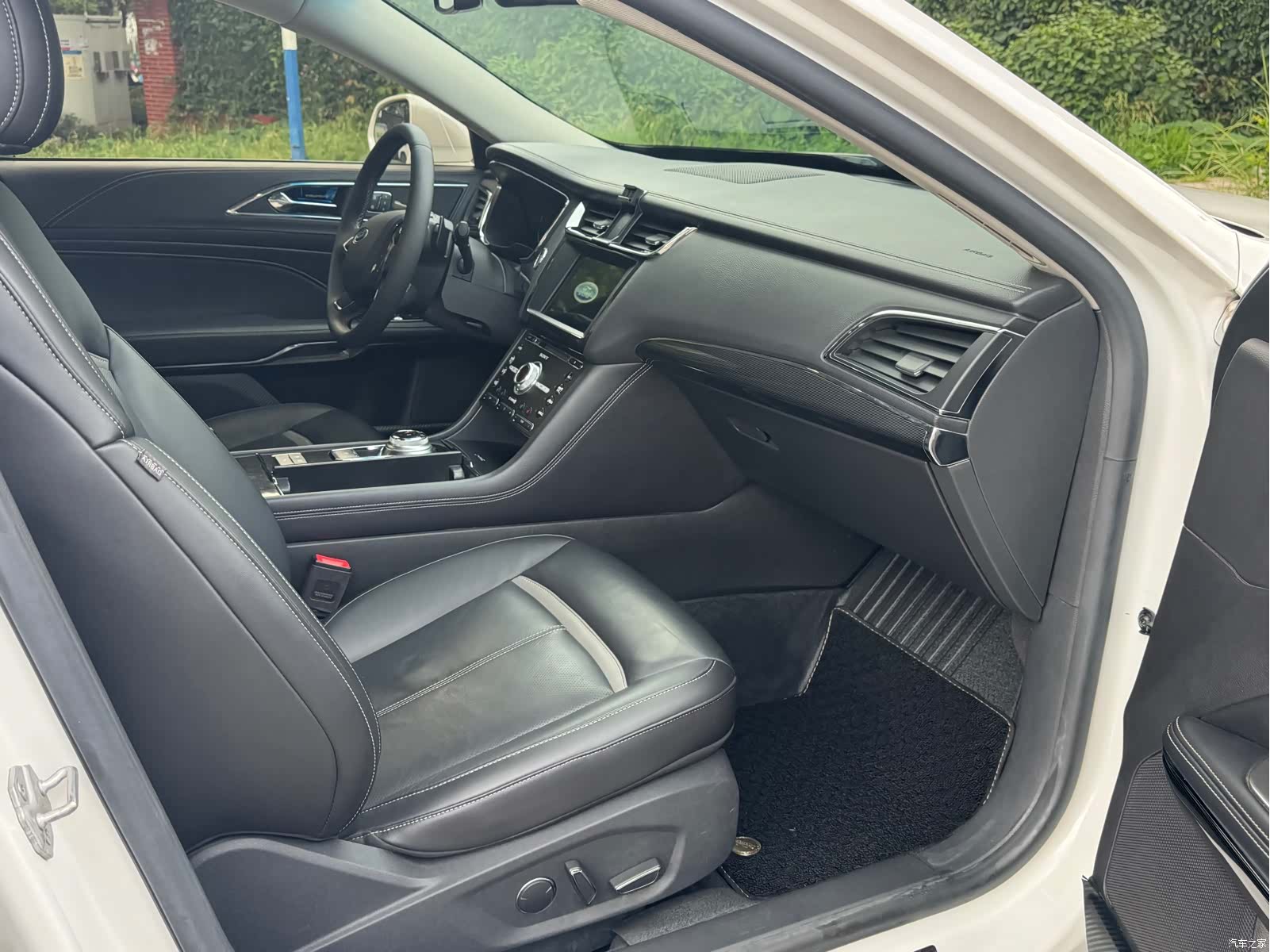 Ford Taurus, 2019 12