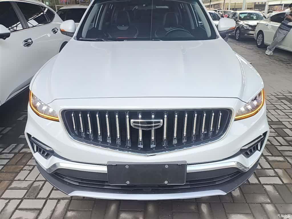 Geely Boyue, 2022 3