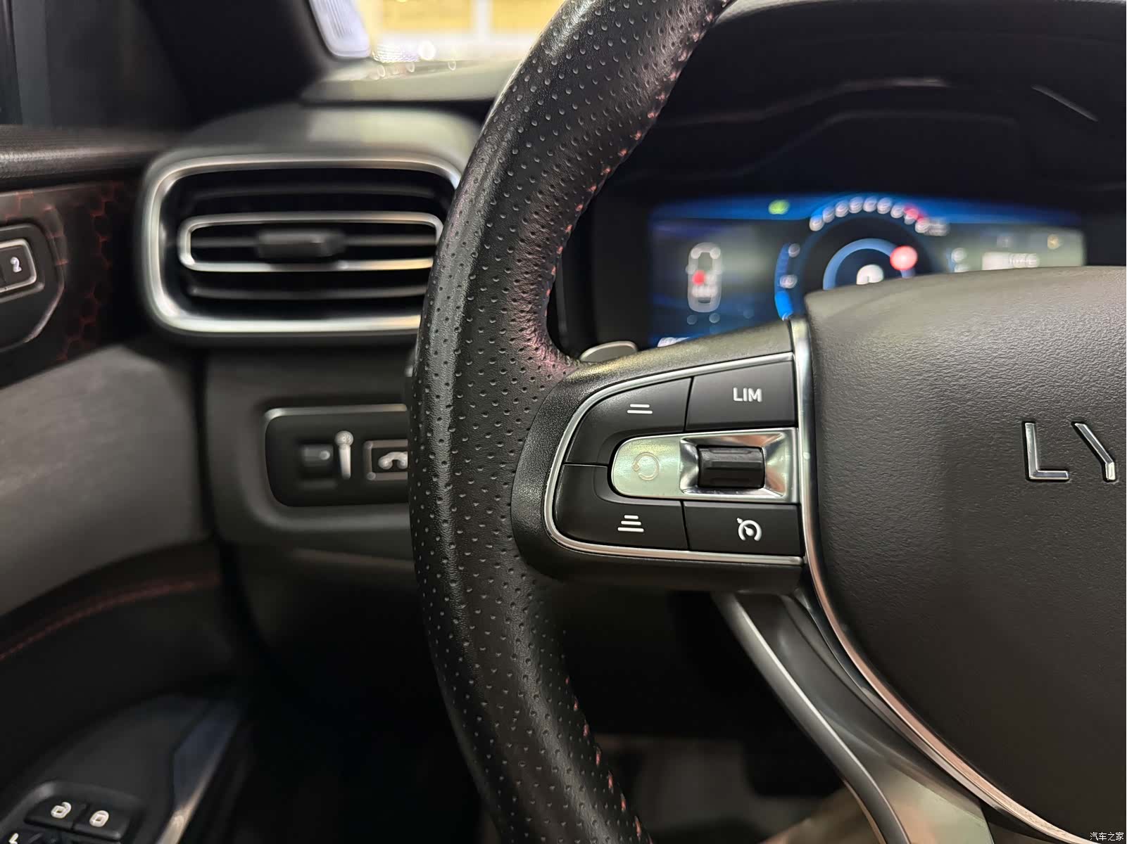 Lynk & Co 01, 2020 9