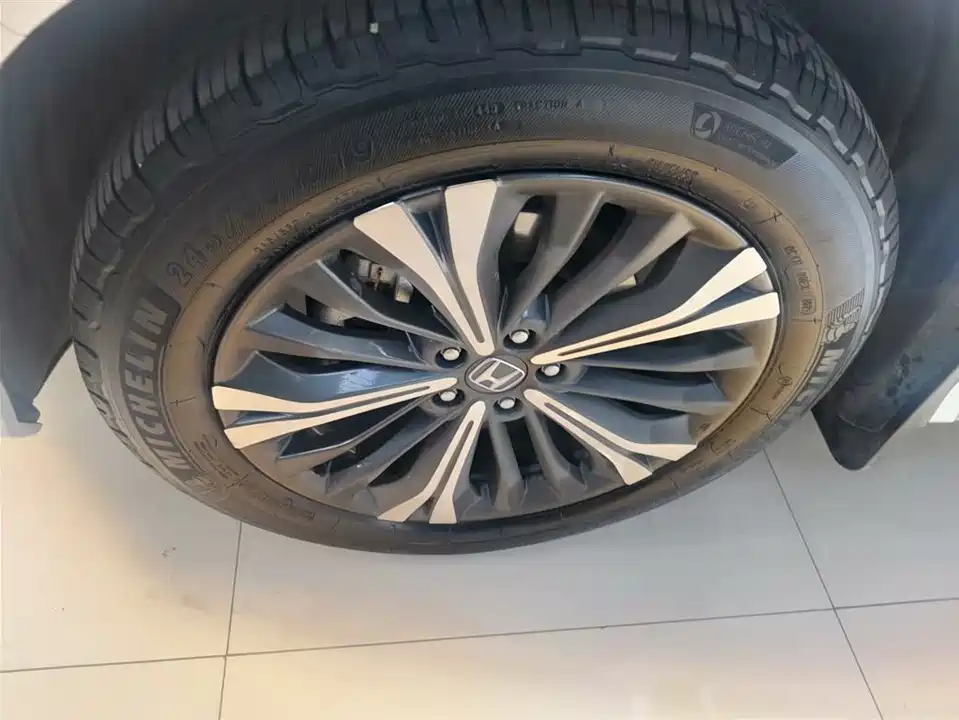 Honda UR-V Honda UR-V