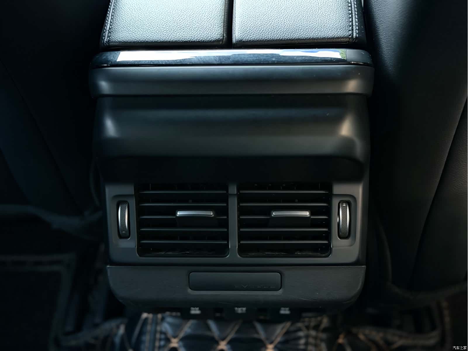 Land Rover Range Rover, 2019 14