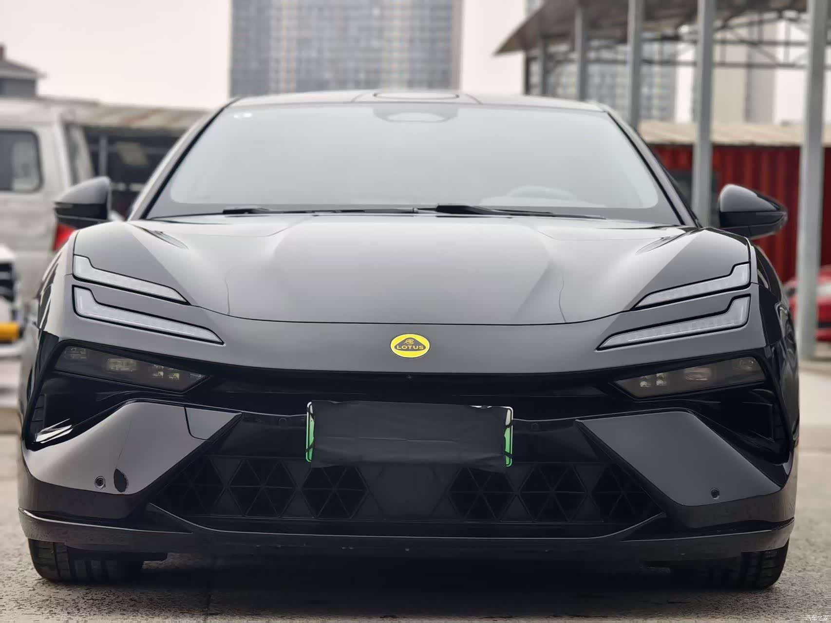 Lotus EMEYA