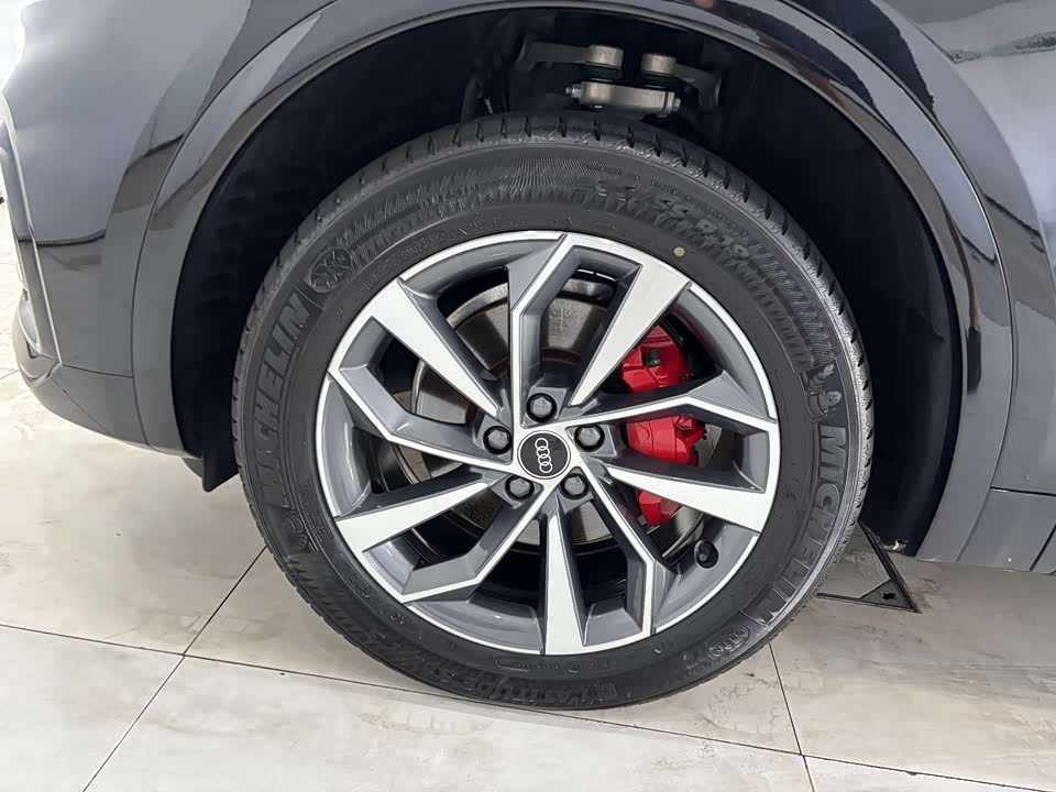 Audi Q5L Audi Q5L