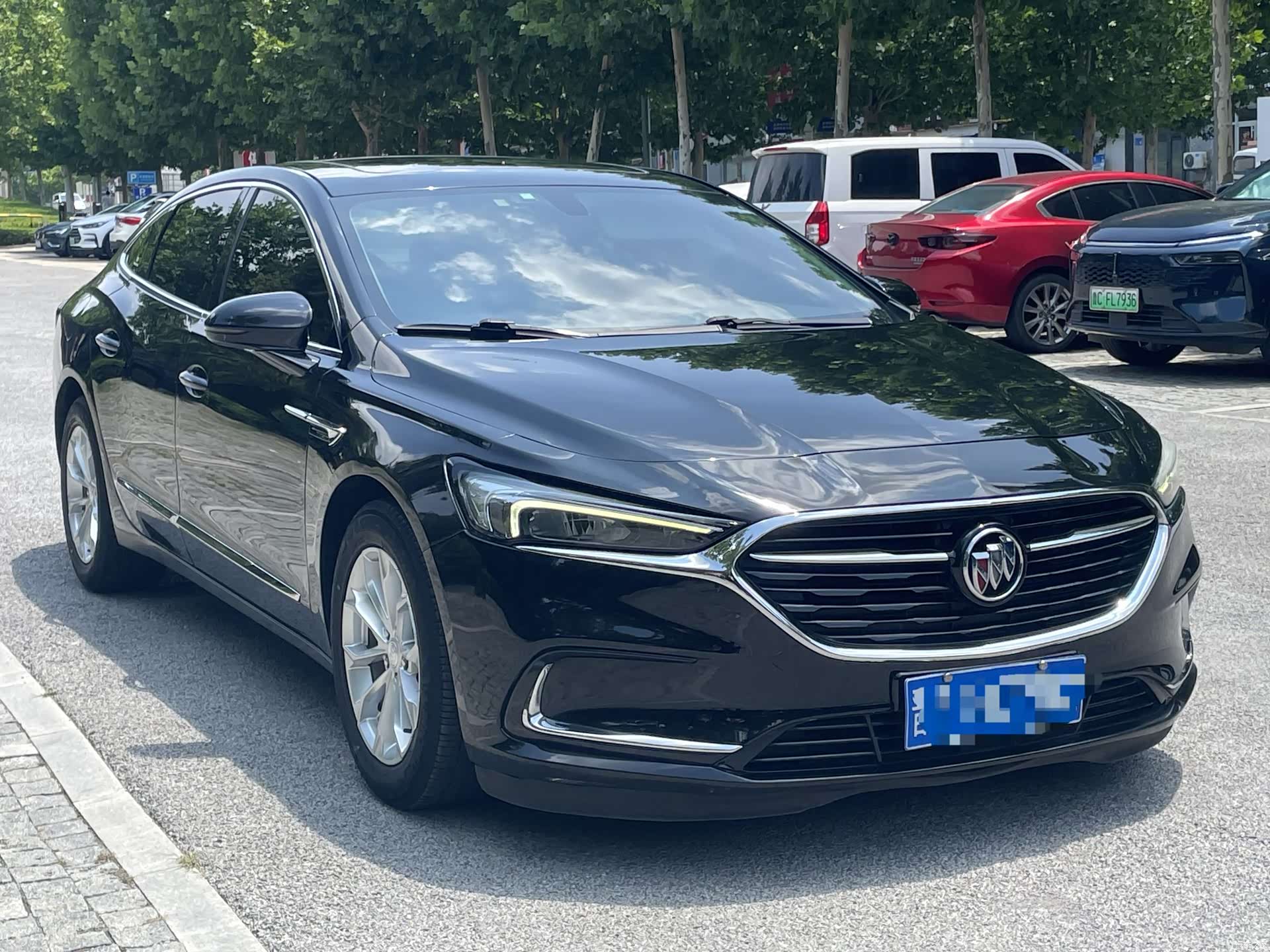 Buick LaCrosse, 2022 3