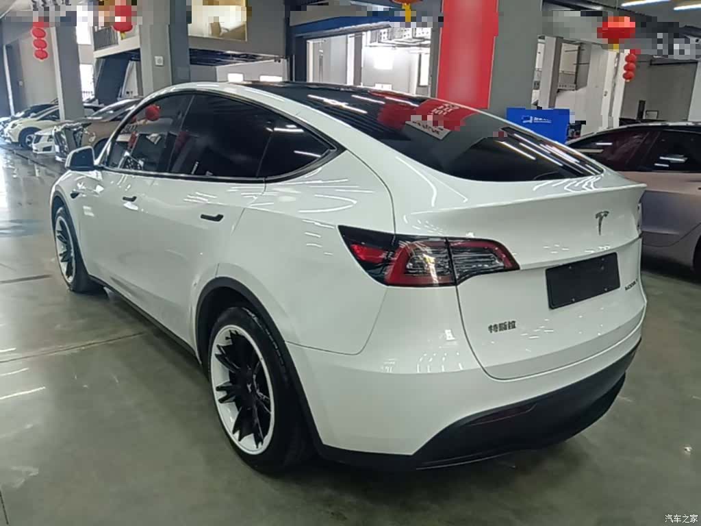 Tesla Model Y, 2024 все фото