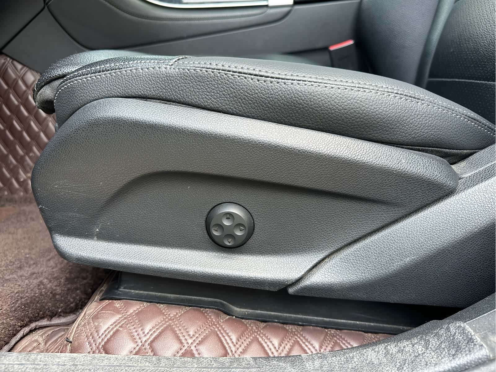 Mercedes-Benz GLC, 2017 19