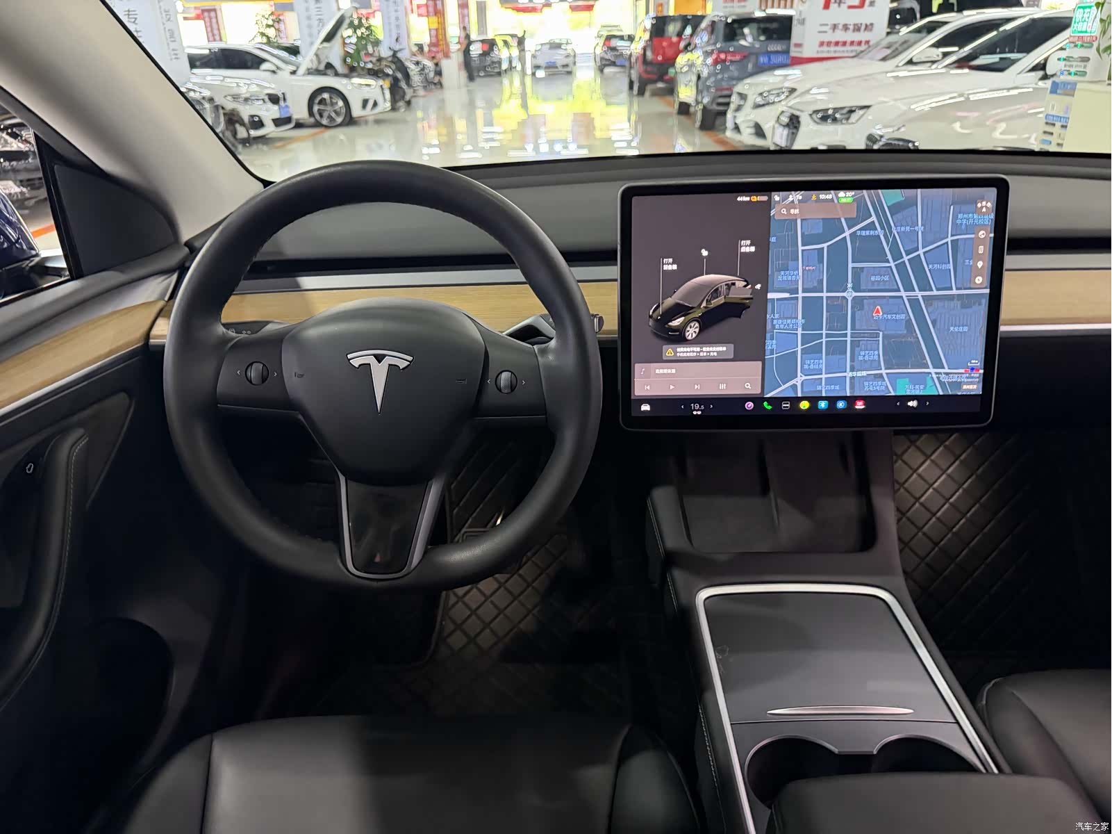 Tesla Model Y, 2022 15