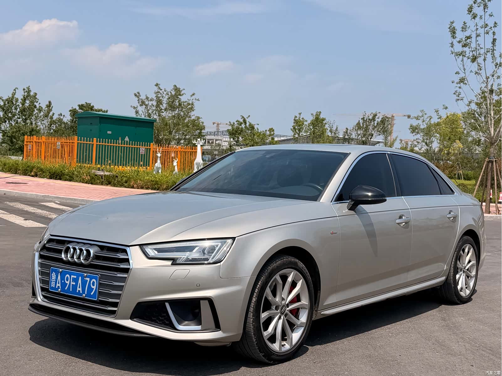 Audi A4L, 2019 1