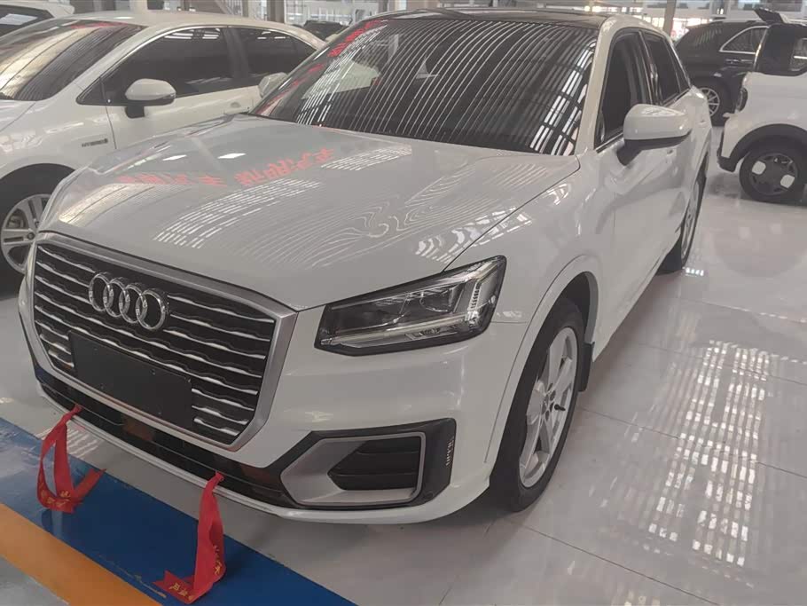 Audi Q2L Audi Q2L