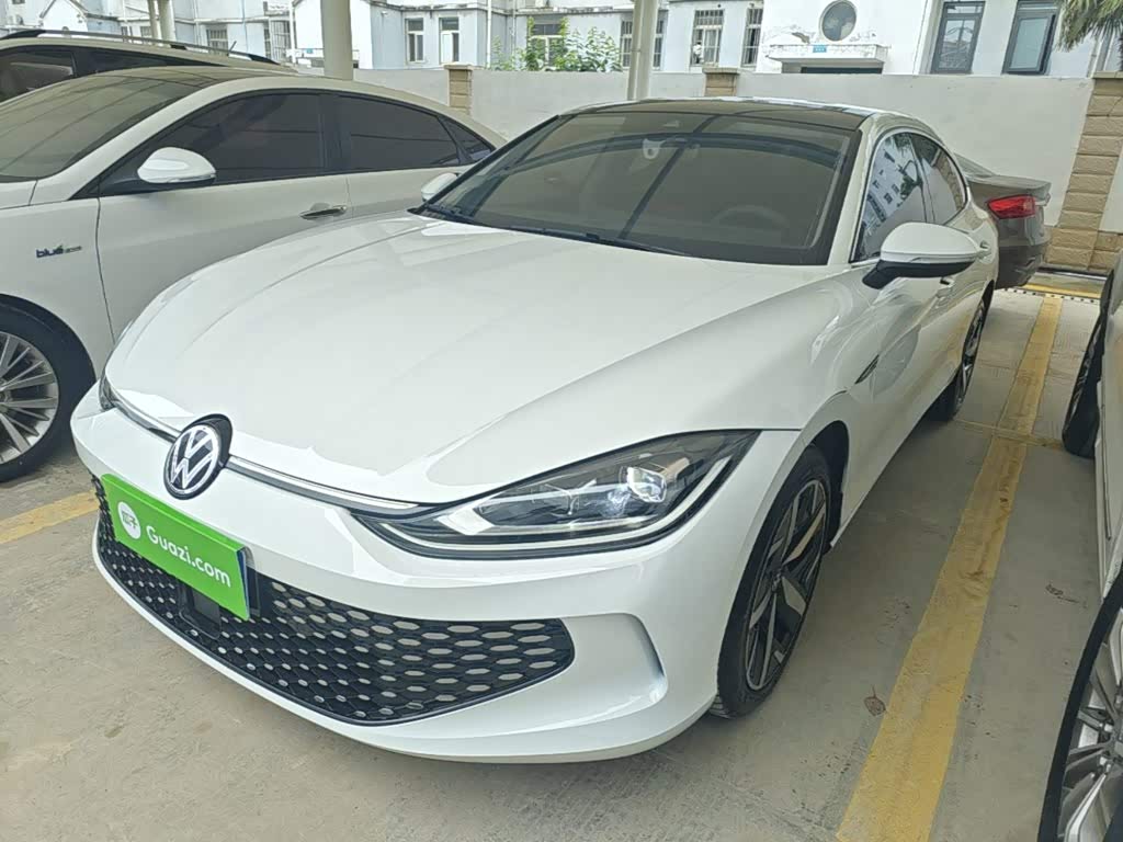 Volkswagen Lamando