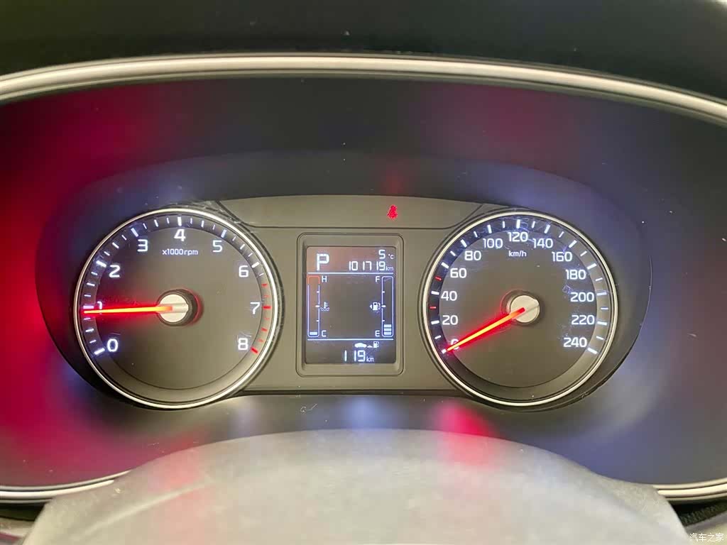 Kia KX3, 2017 13