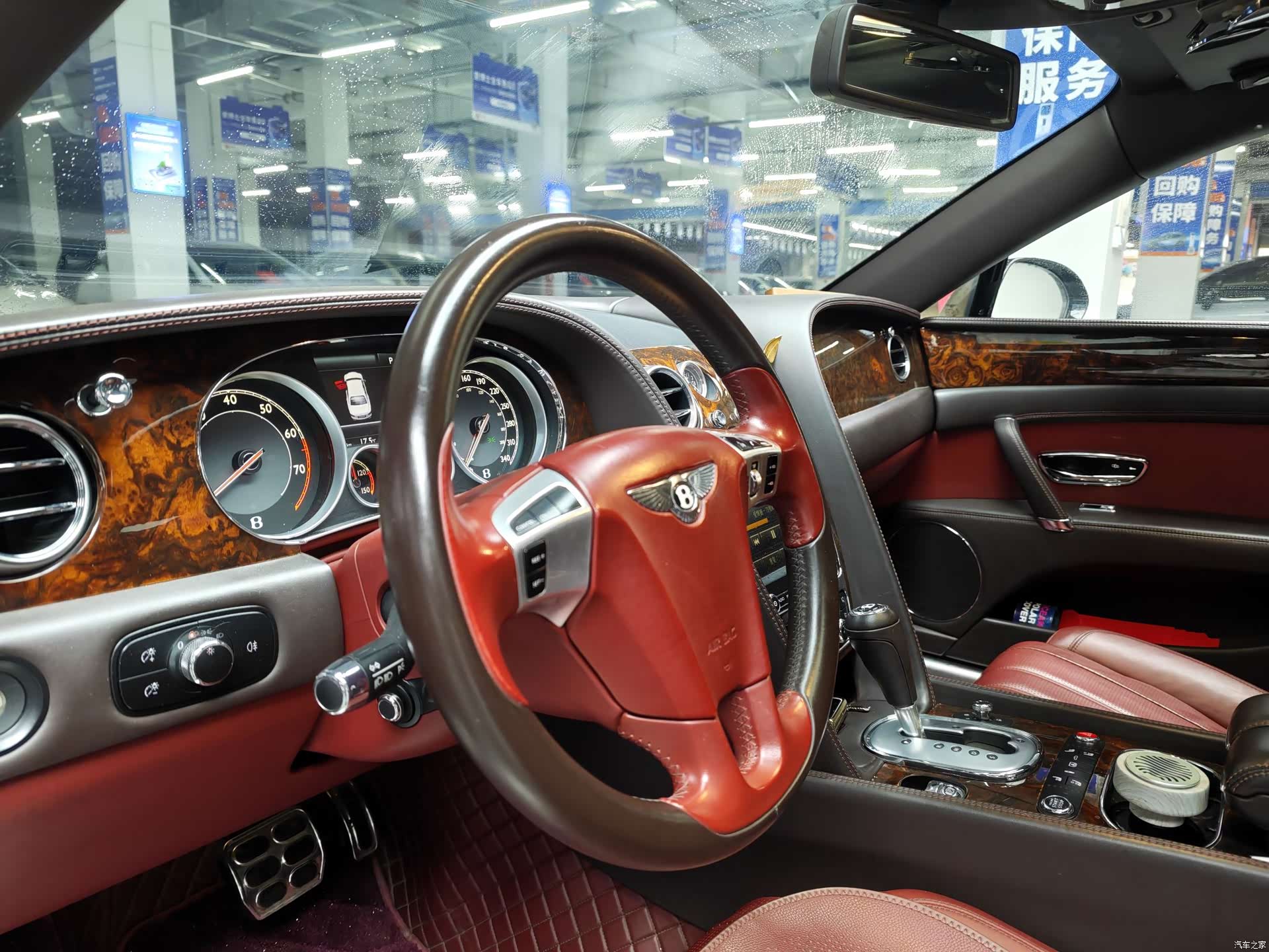 Bentley Flying Spur, 2015 9