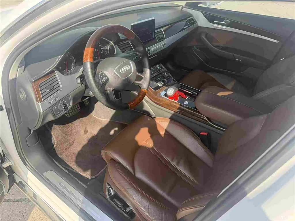 Audi A8L, 2014 4