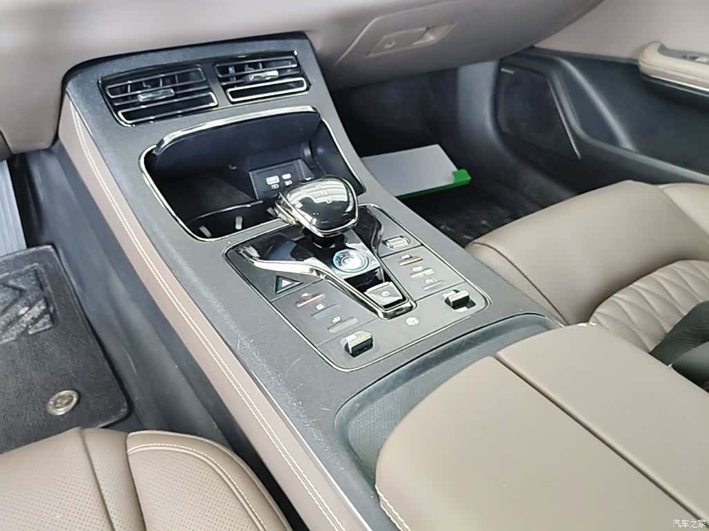 BYD Han, 2022 14