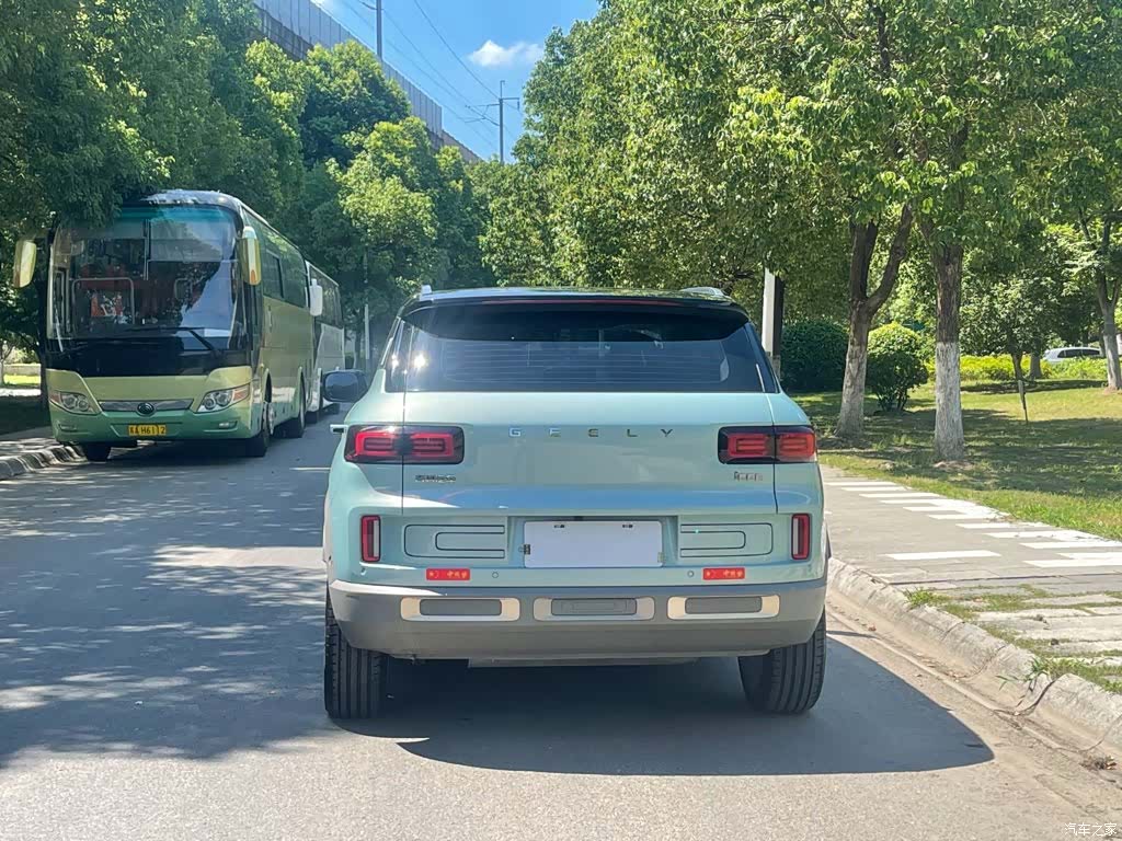 Geely Icon, 2022 6