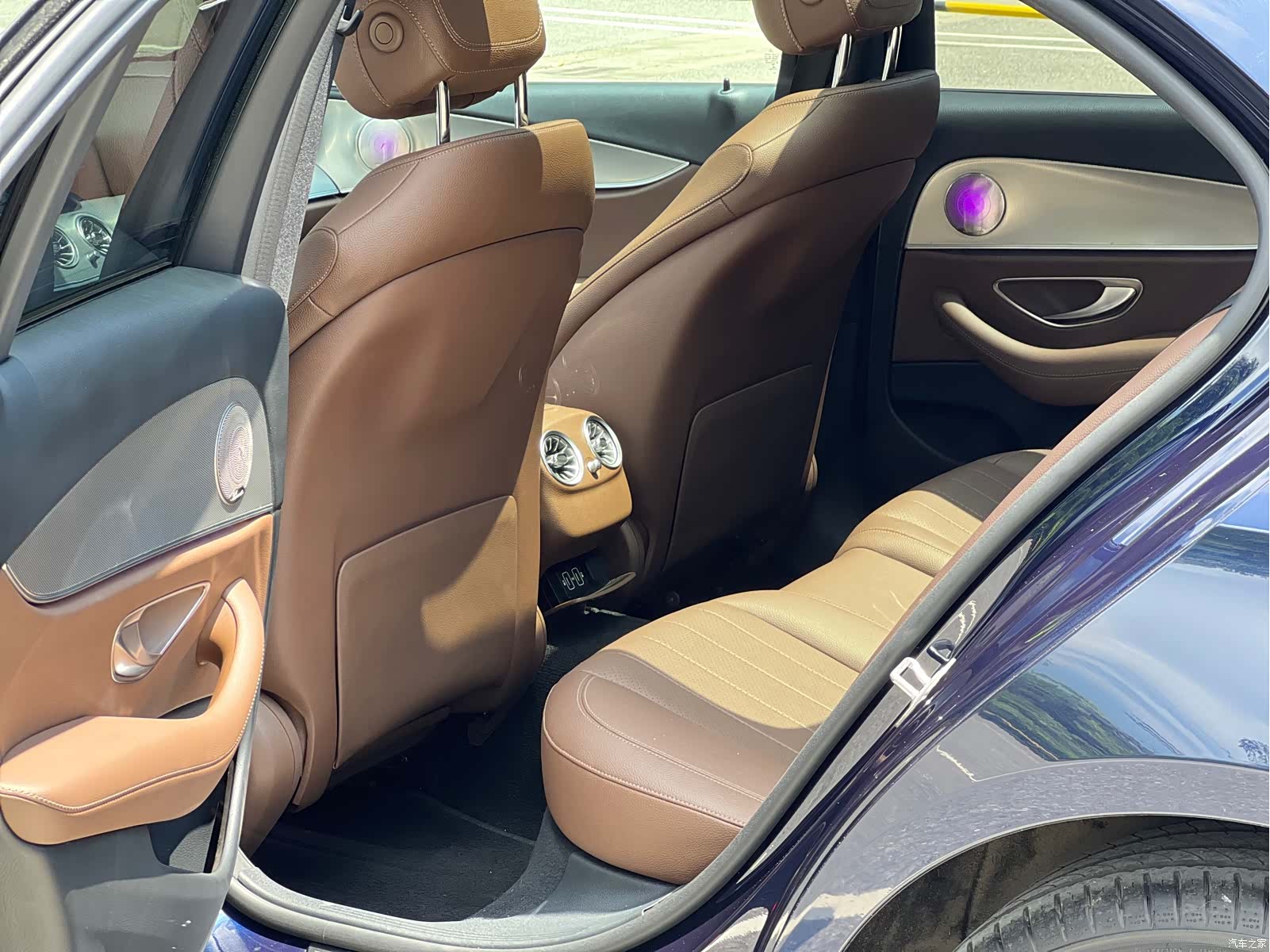 Mercedes-Benz E-Class, 2020 7