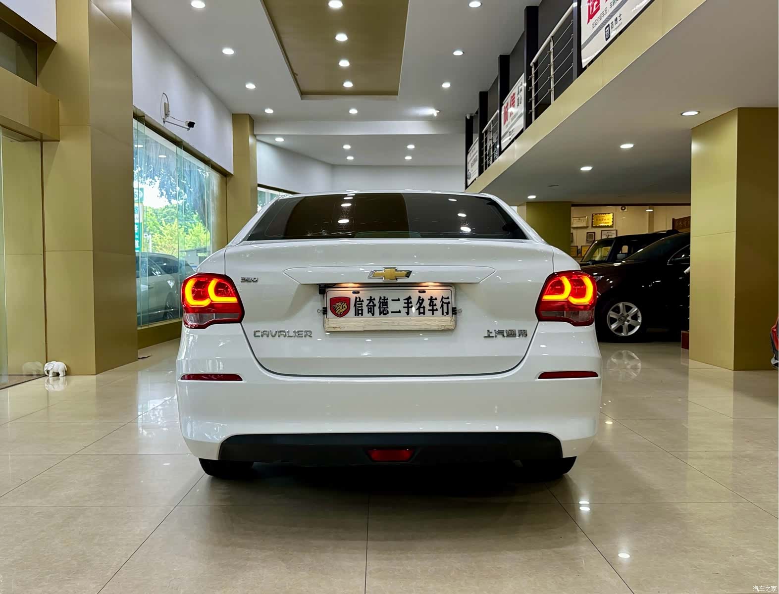 Chevrolet 320, 2018 все фото