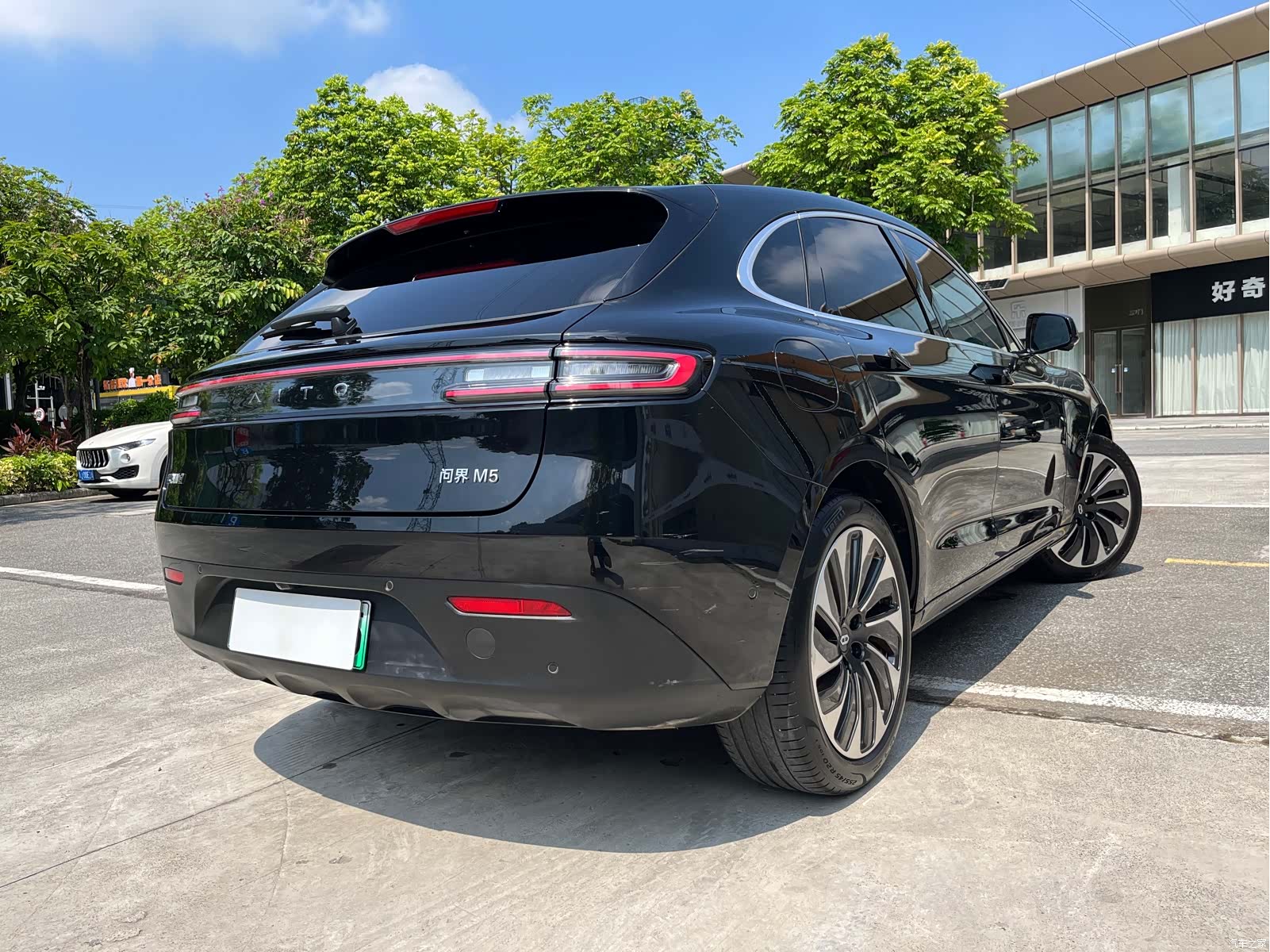 AITO M5, 2022 6