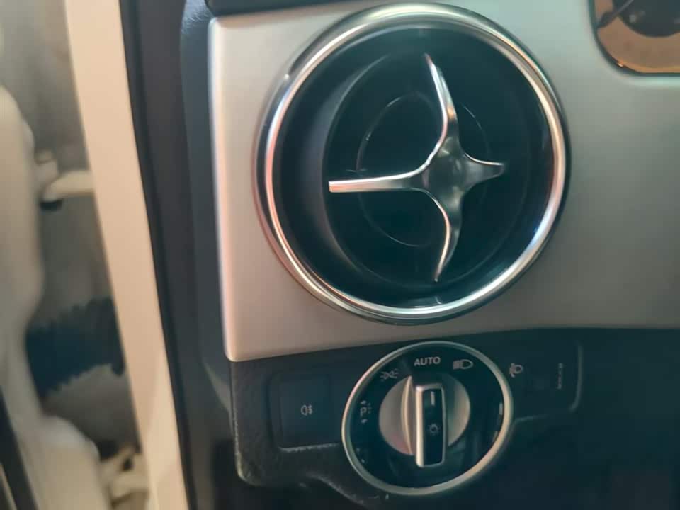 Mercedes-Benz GLK class