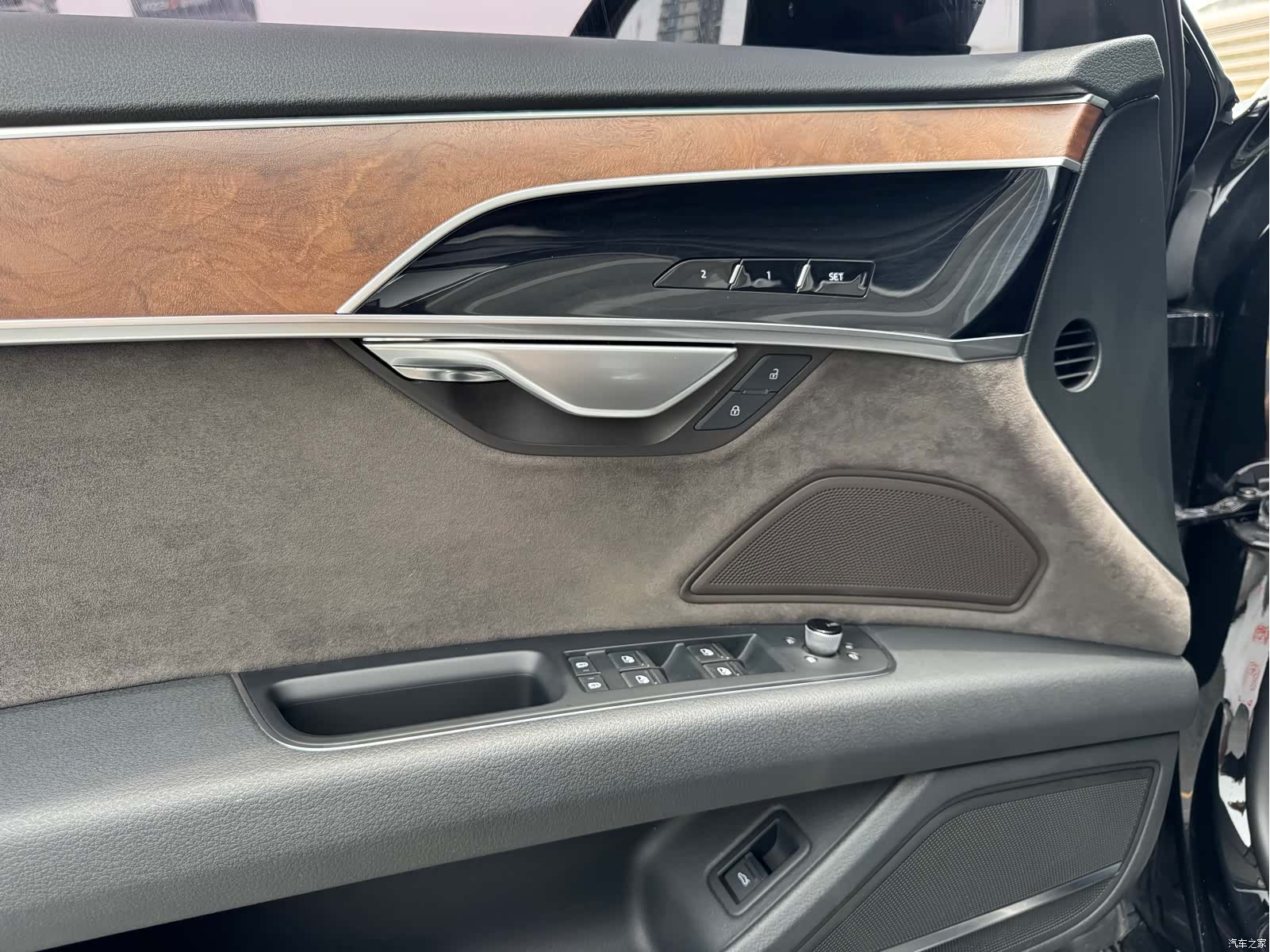 Audi A8L, 2018 7