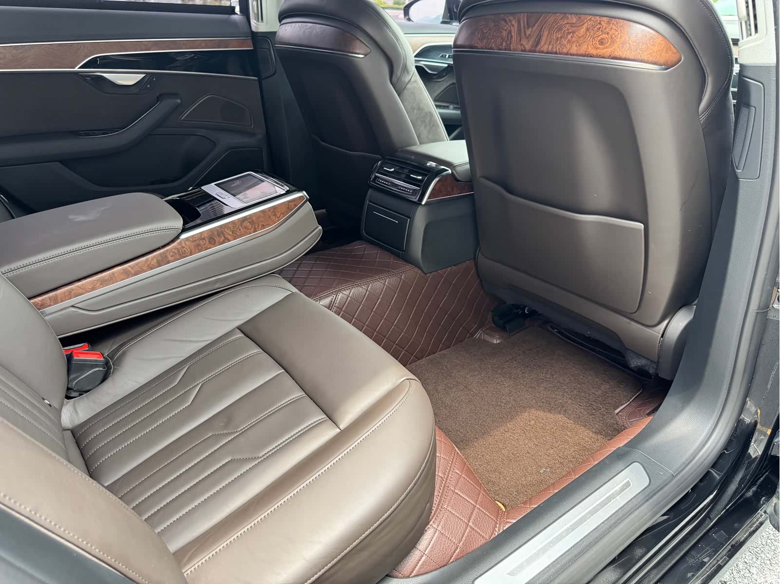 Audi A8L, 2018 16
