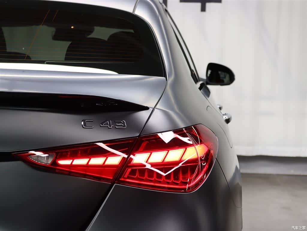 Mercedes-Benz C-Class, 2024 25