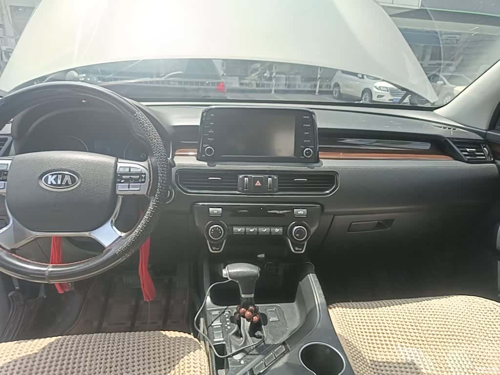 Kia KX7, 2017 9