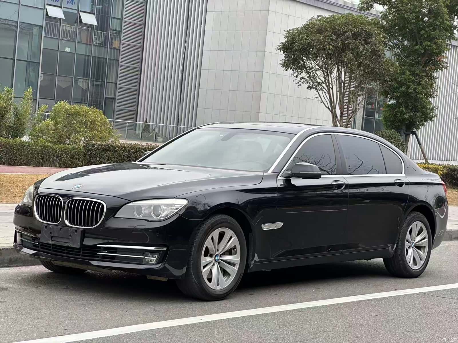 BMW 7 Series, 2013 1