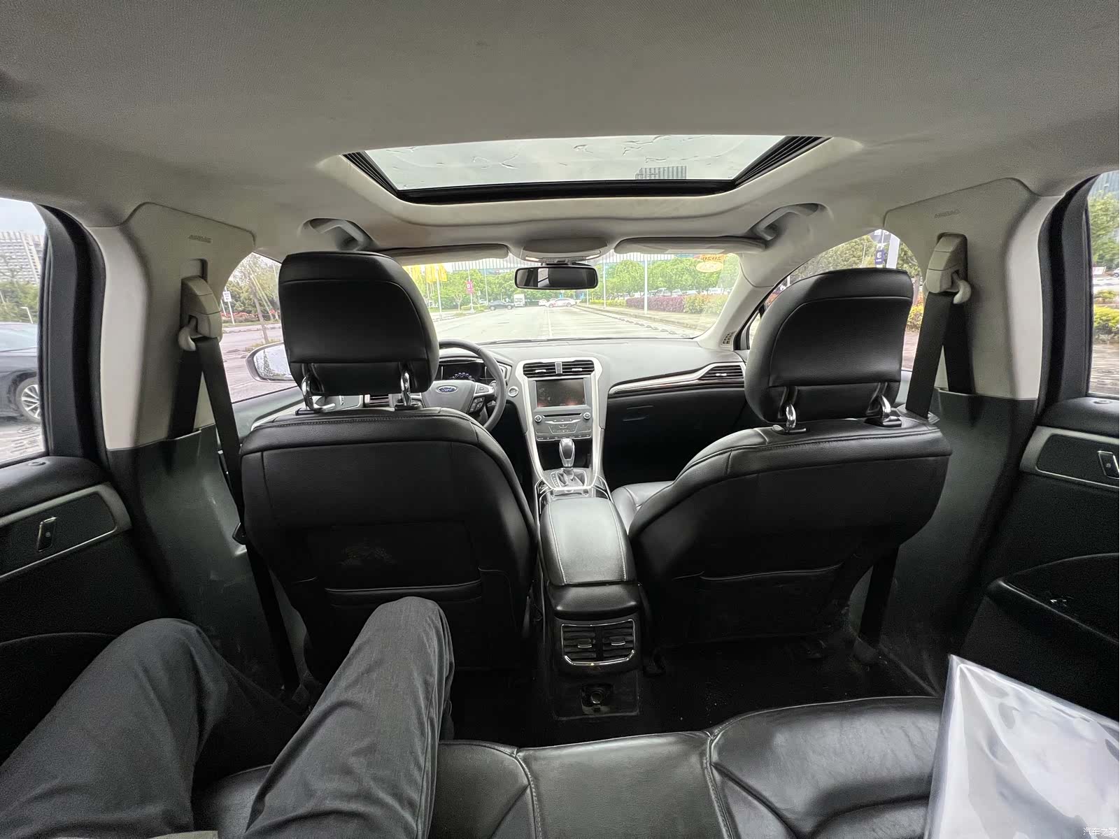Ford Mondeo, 2016 9