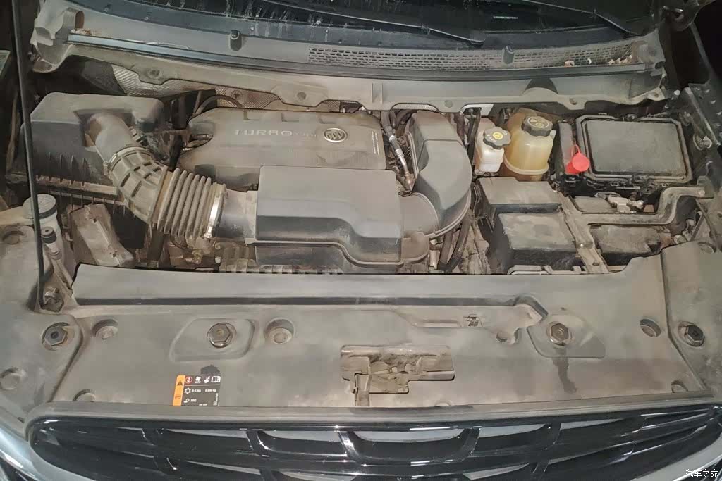 Buick GL8, 2020 10