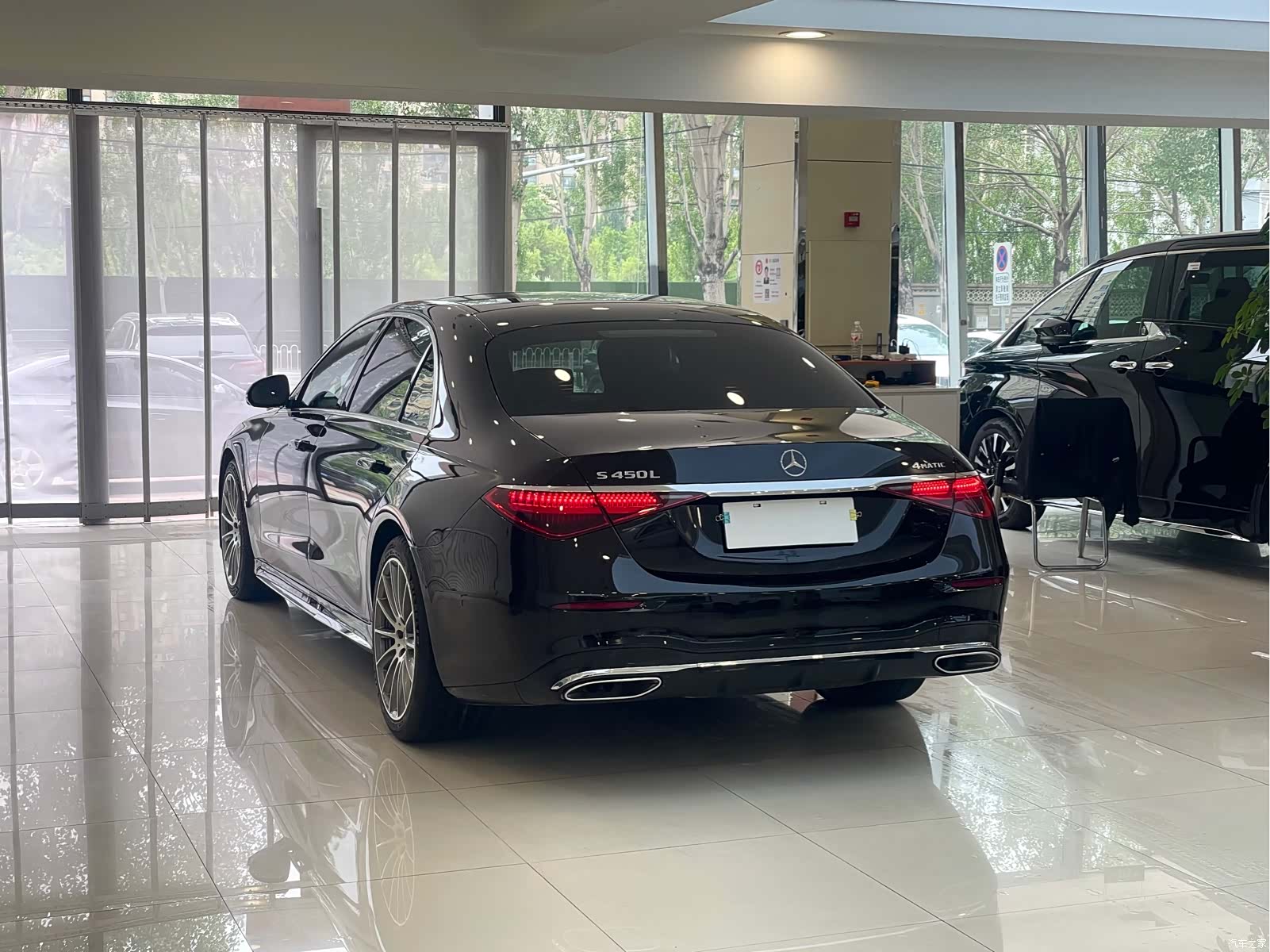 Mercedes-Benz S-Class, 2021 4