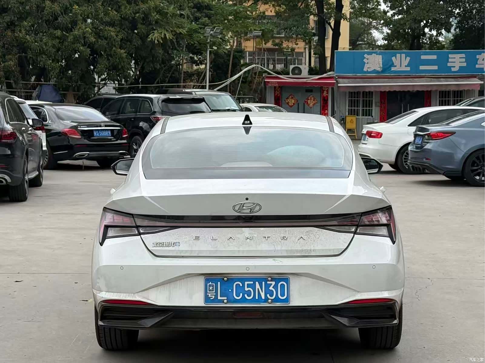 Hyundai Elantra, 2022 8