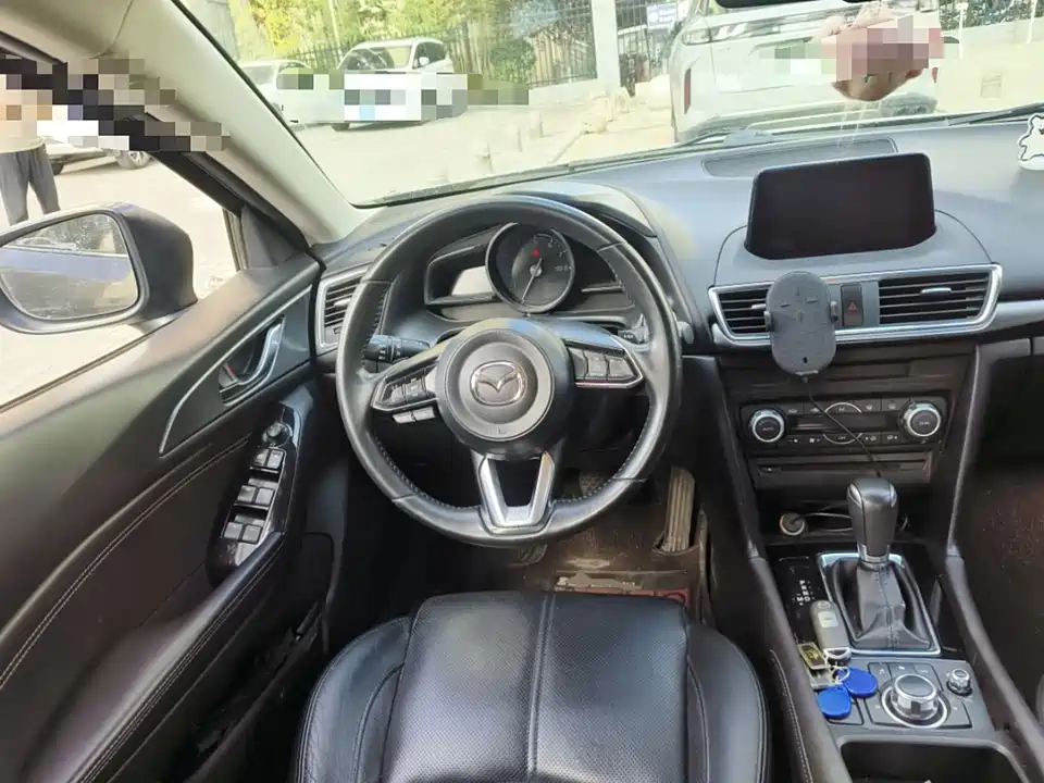 Mazda 3 Angkesaila Mazda 3 Angkesaila