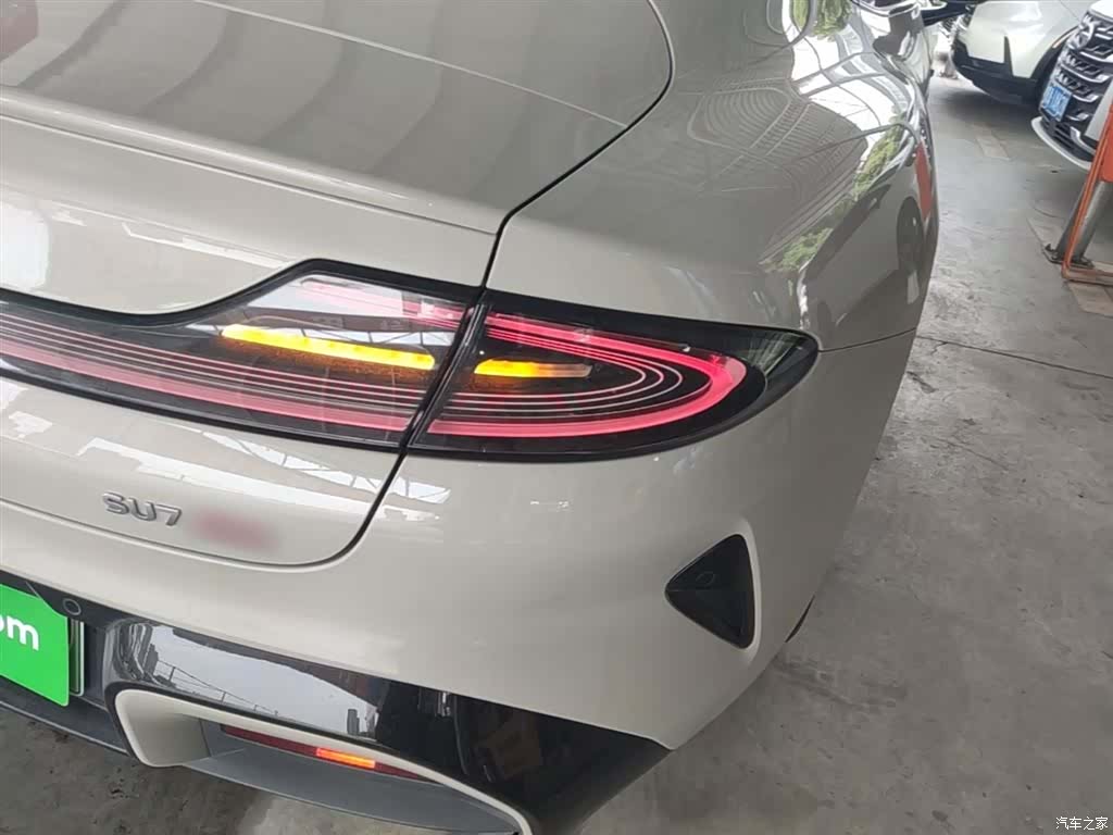 Xiaomi SU7, 2024 8