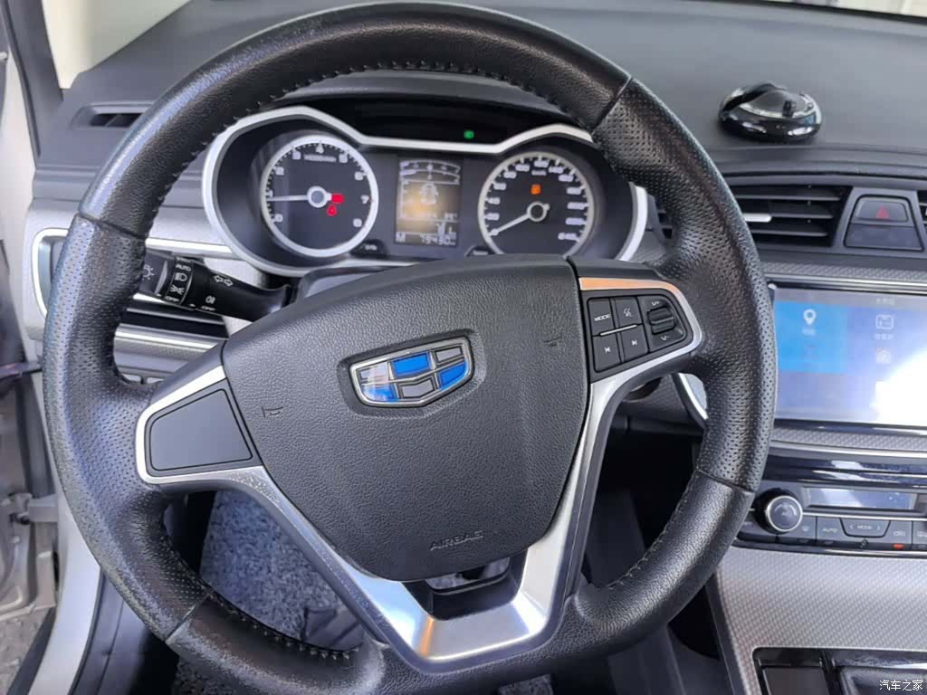 Geely Emgrand, 2018 11