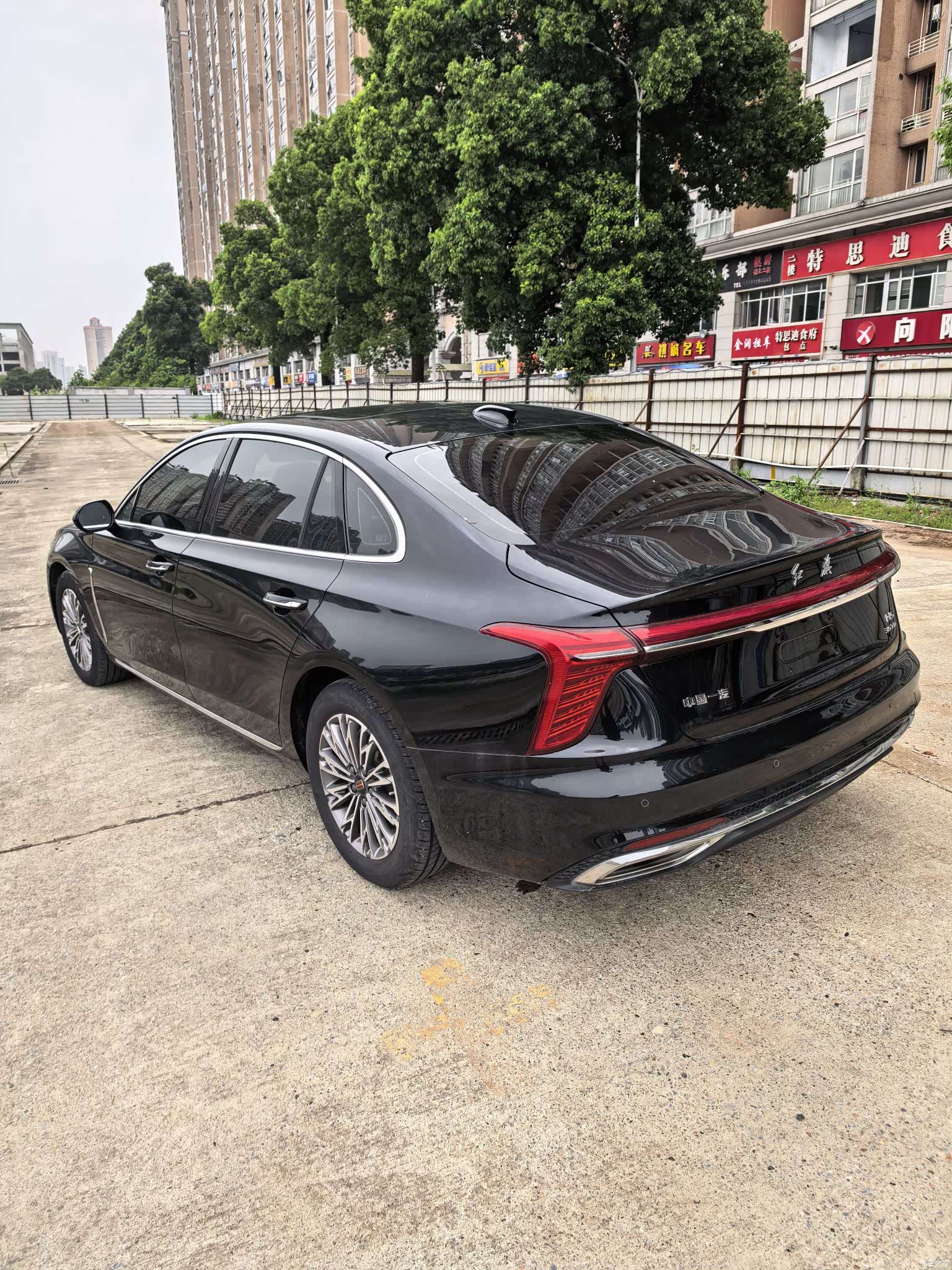 Hongqi H5, 2023 8