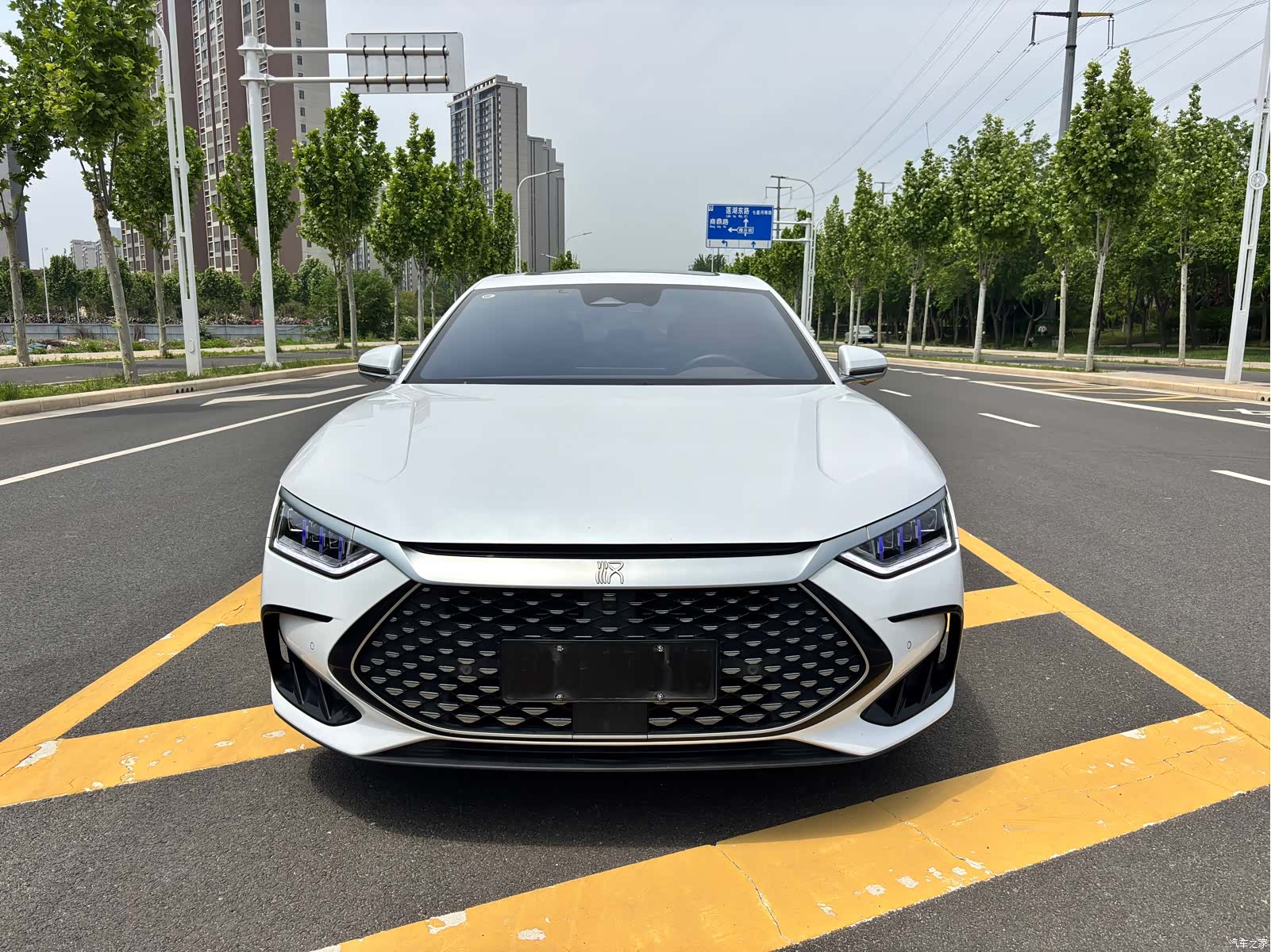 BYD Han, 2022 2