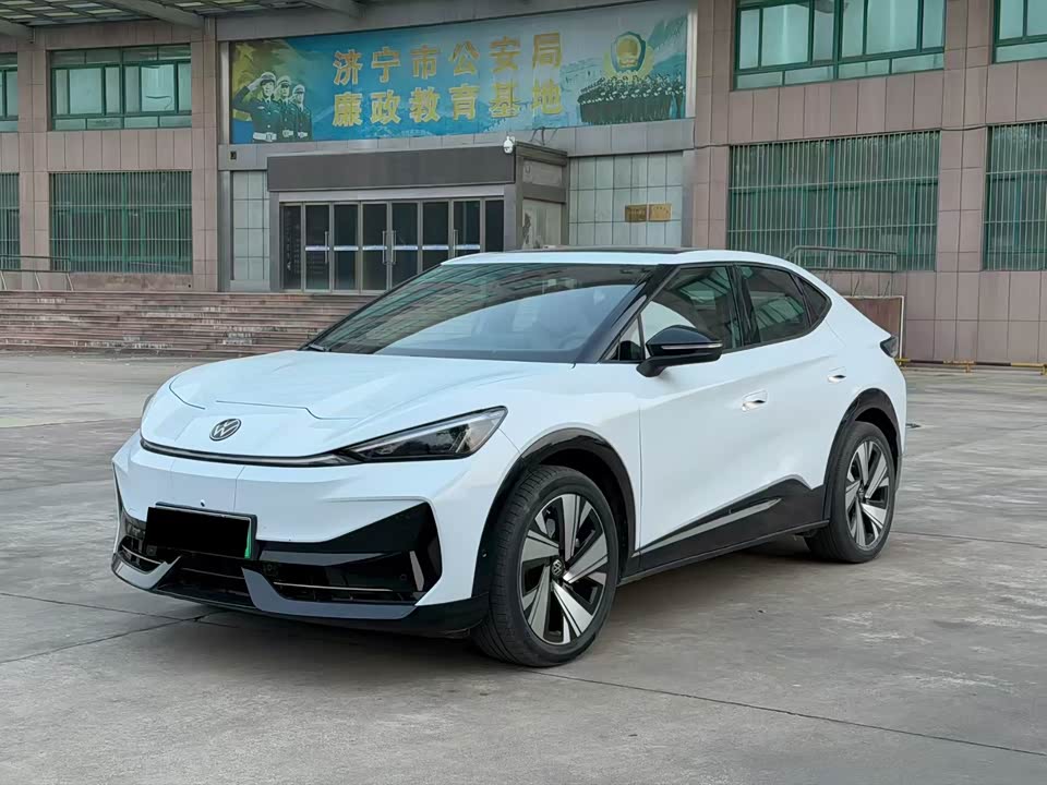 Volkswagen With the crowd 06