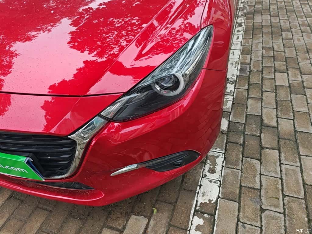 Mazda Mazda3, 2018 24