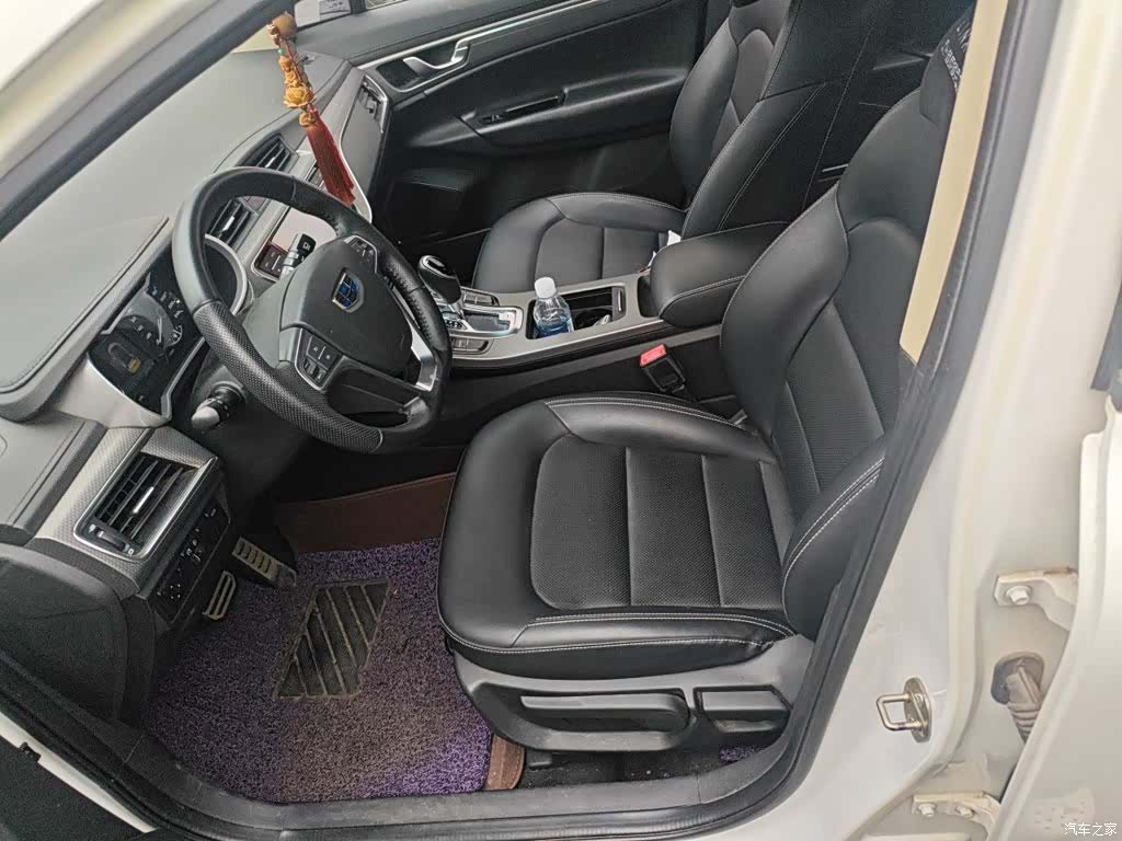 Geely Emgrand, 2016 8