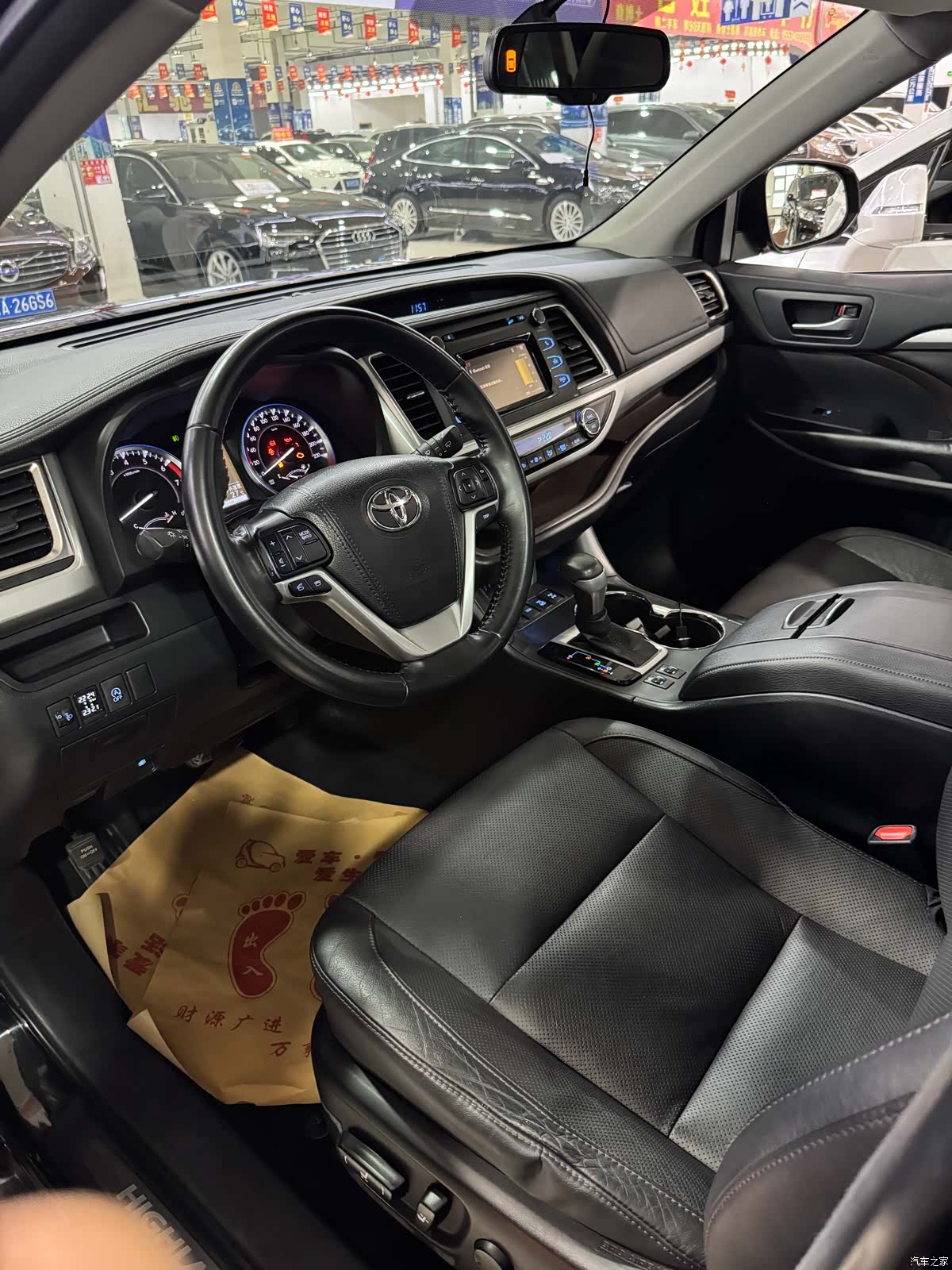 Toyota Highlander, 2017 все фото