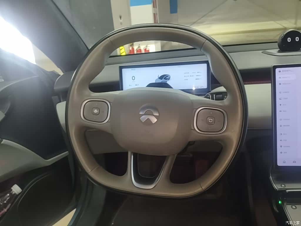 NIO ET5, 2022 11