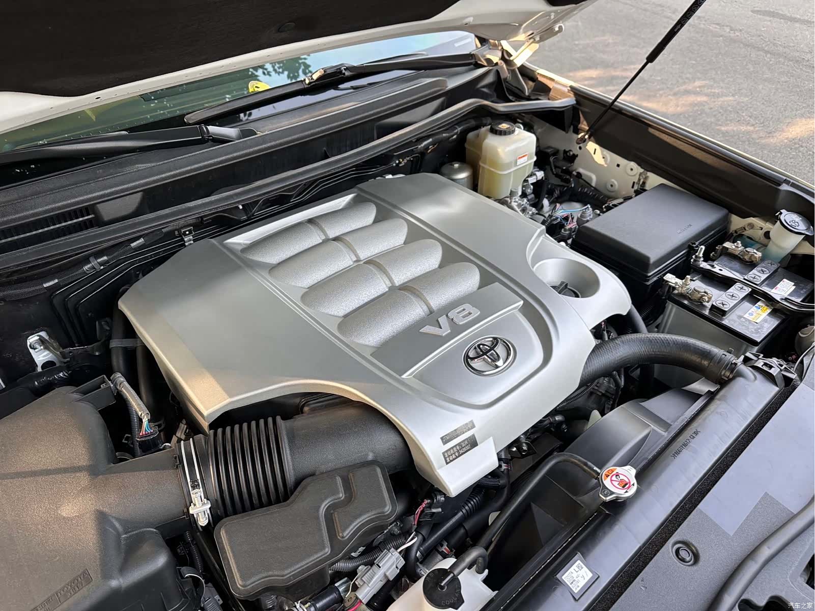 Toyota Land Cruiser, 2020 25