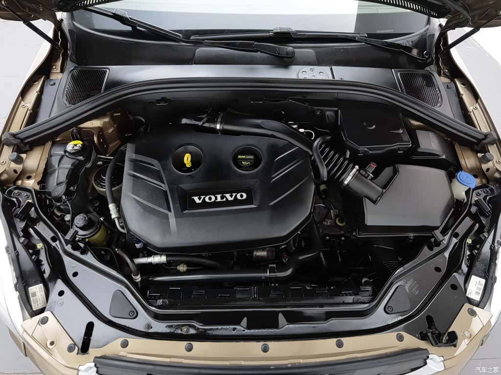 Volvo XC60, 2013 6