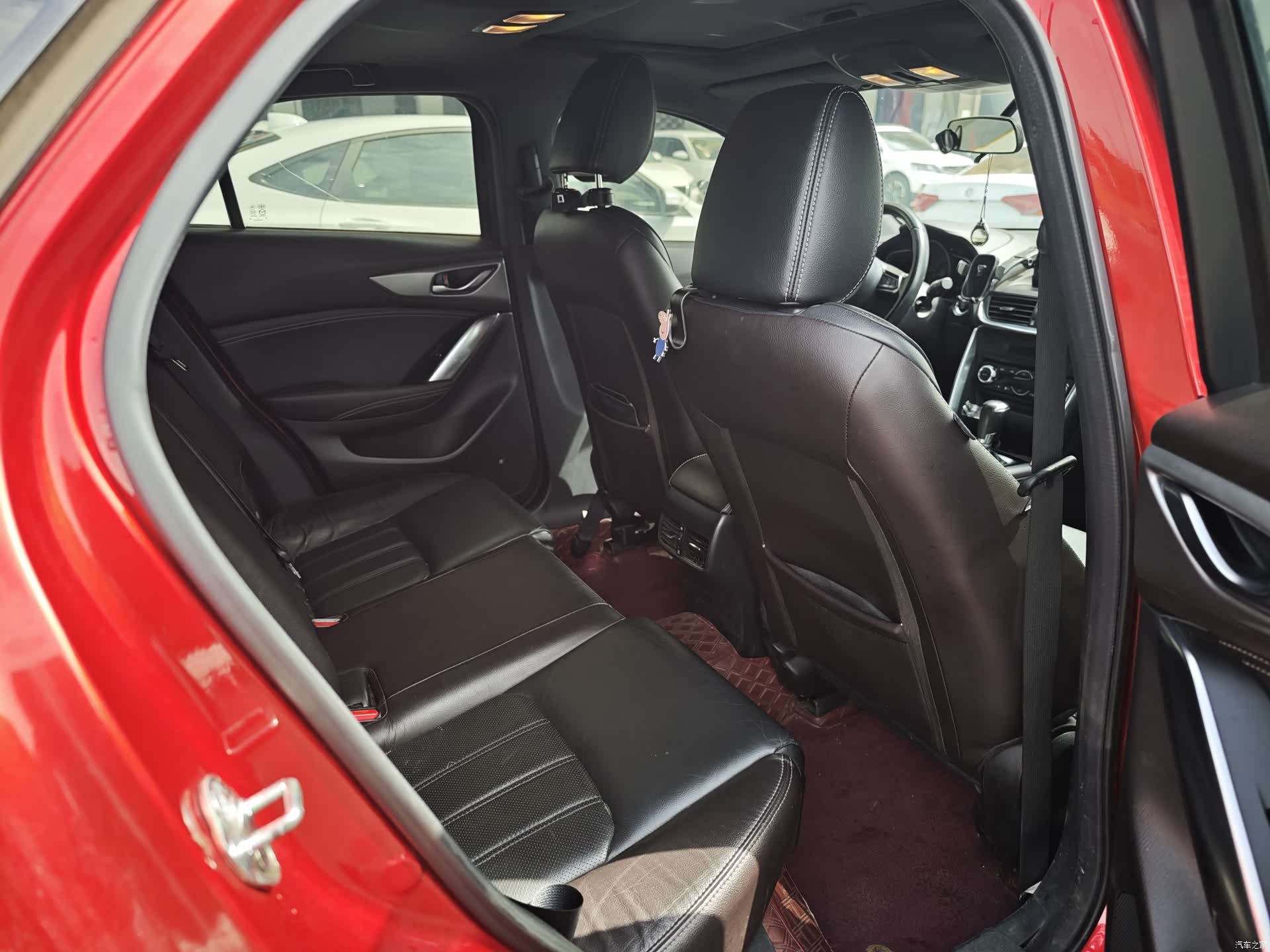 Mazda CX-4, 2019 12