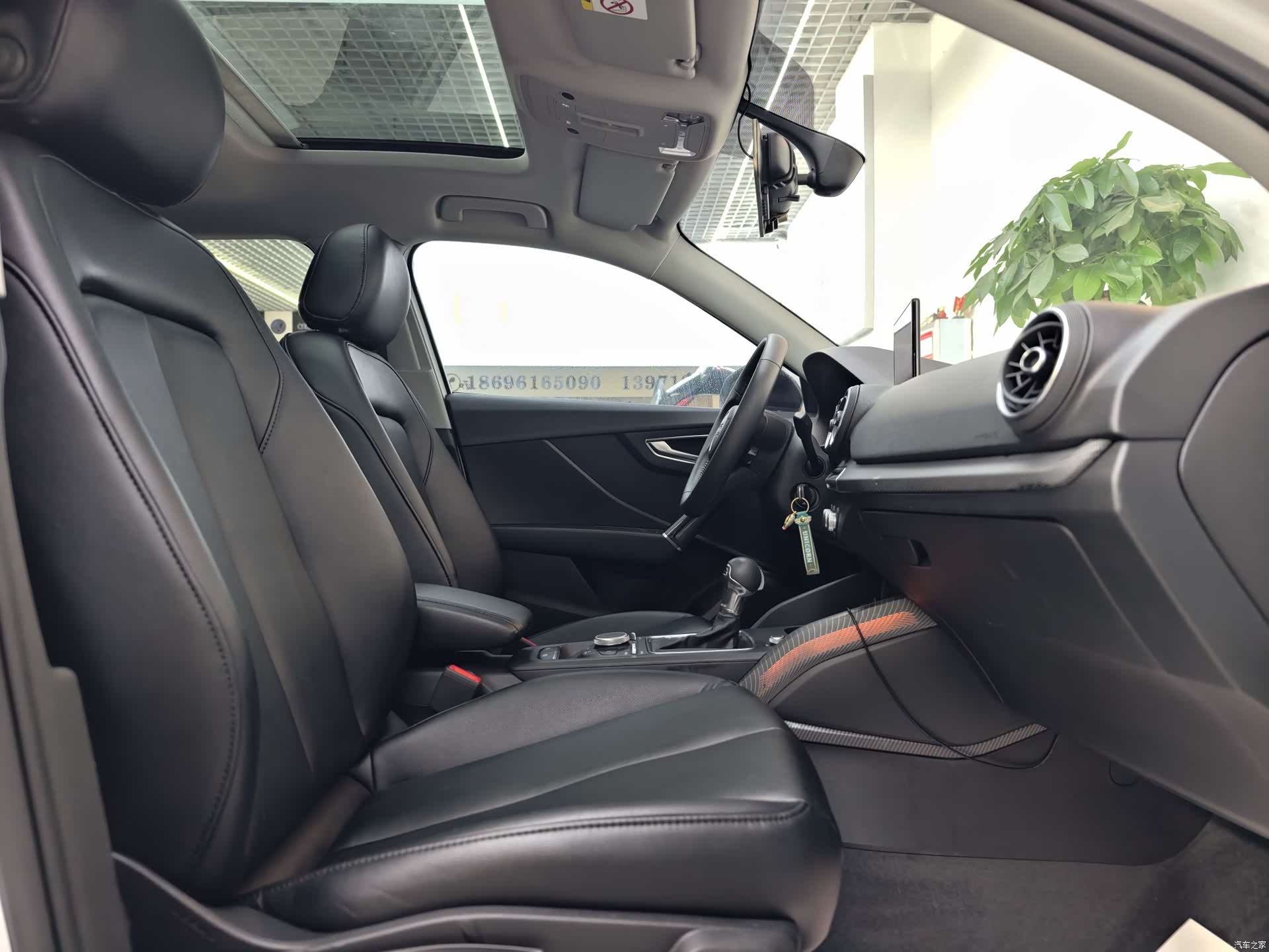 Audi Q2L, 2019 20