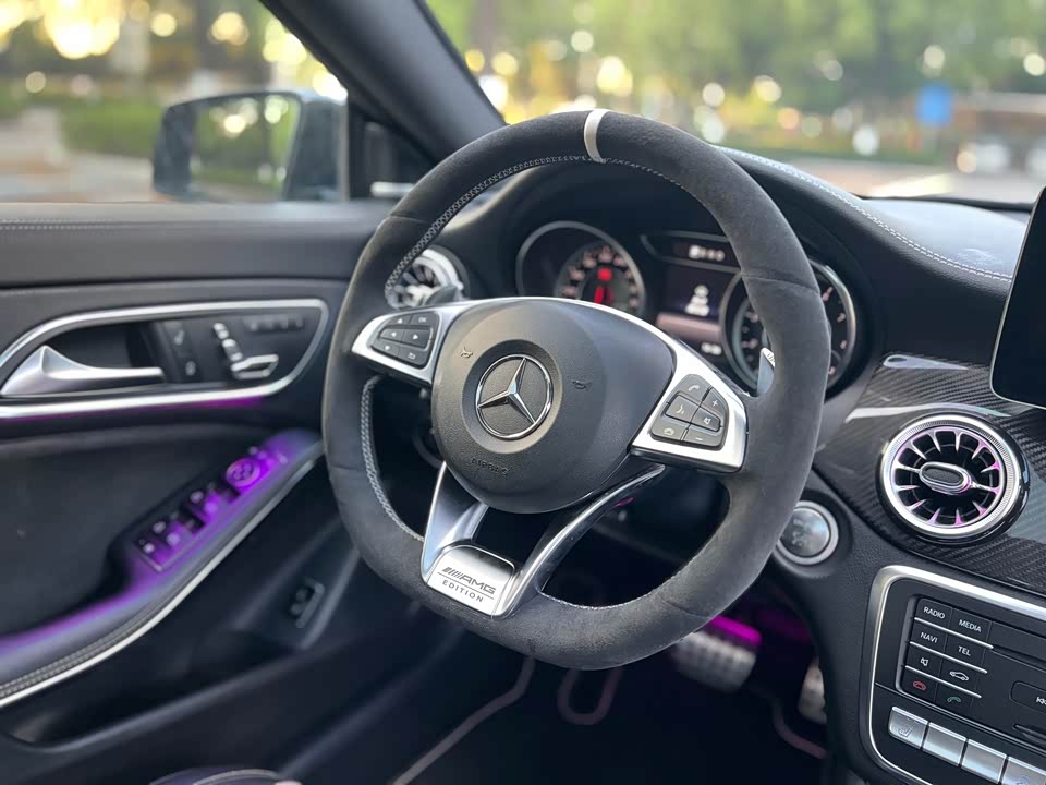 Mercedes-Benz CLA AMG